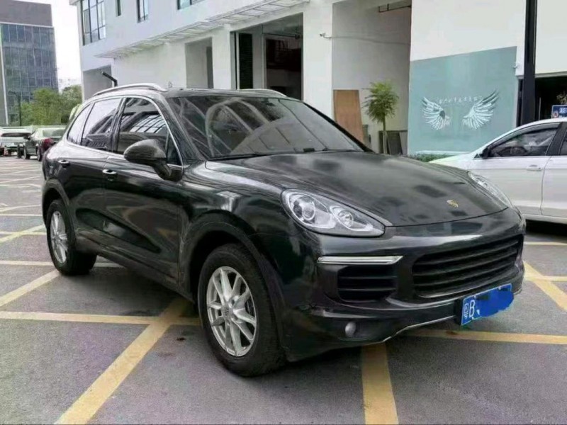 深圳17年保时捷卡宴3