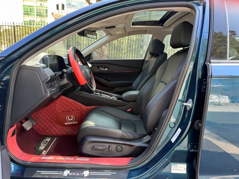 深圳25年本田雅阁3