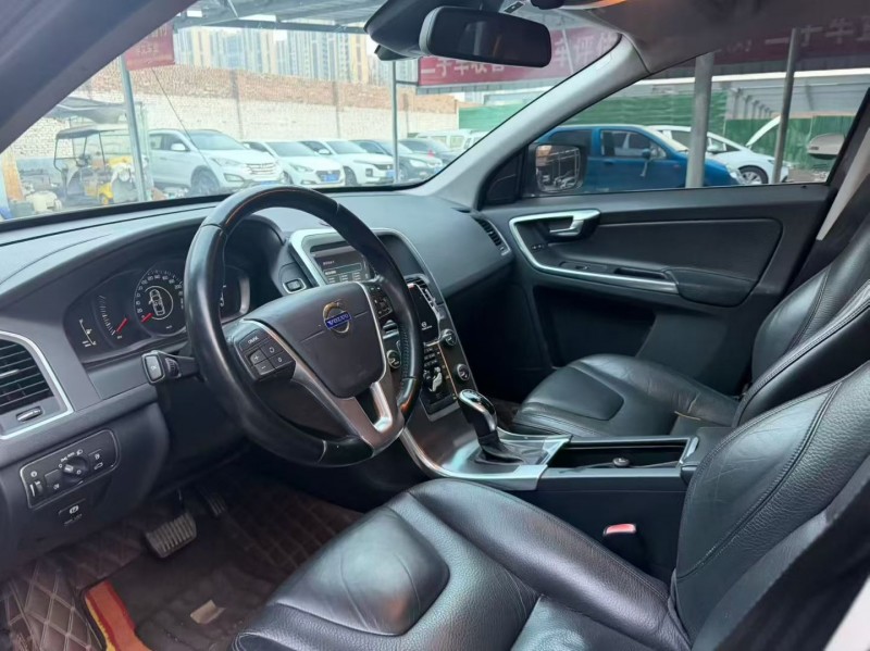 邢台13年沃尔沃XC606