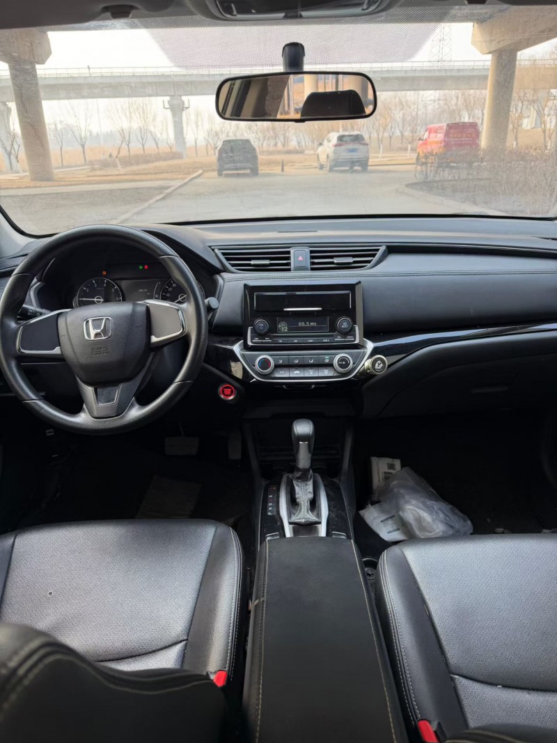 青岛19年本田凌派8