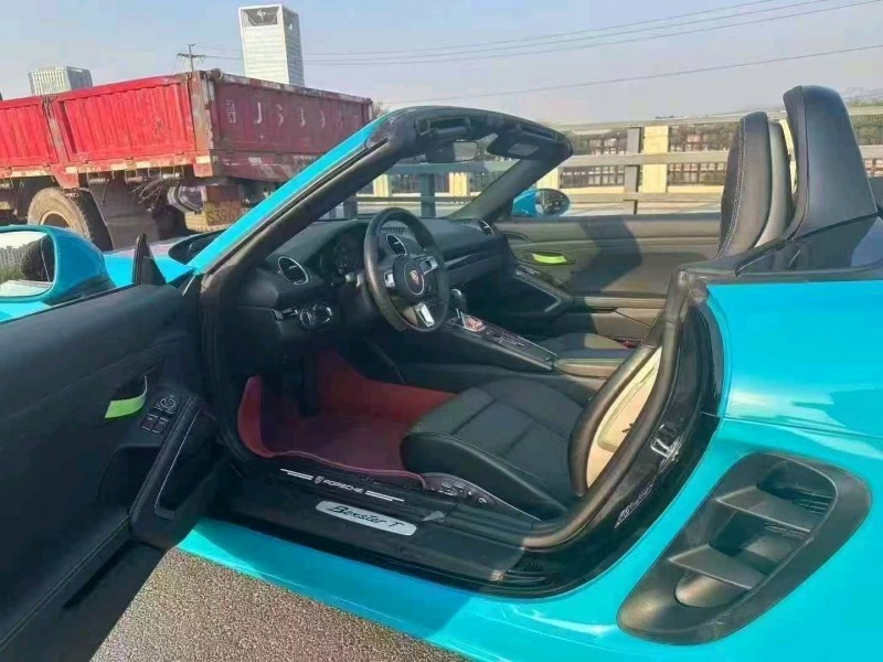 青岛20年保时捷7184