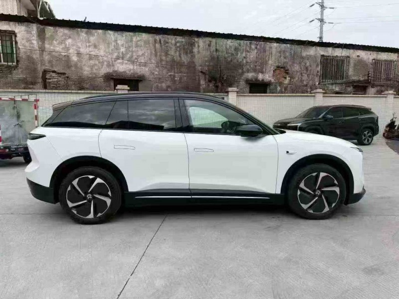 汕头23年蔚来ES68