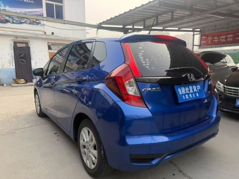 邢台18年本田飞度8