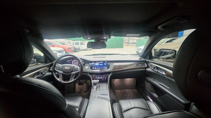 邢台18年凯迪拉克CT64