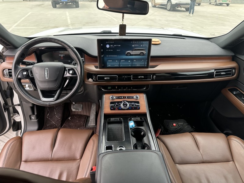 新乡20年林肯飞行家5