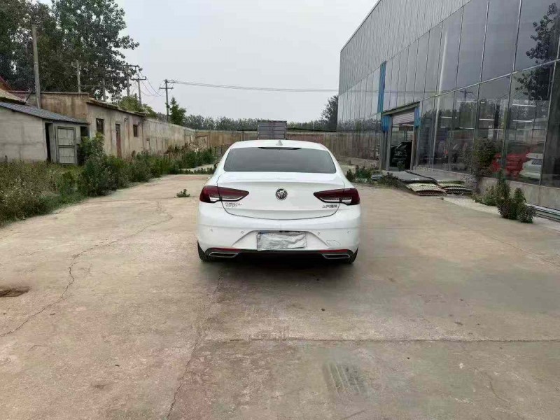 徐州22年别克君越9