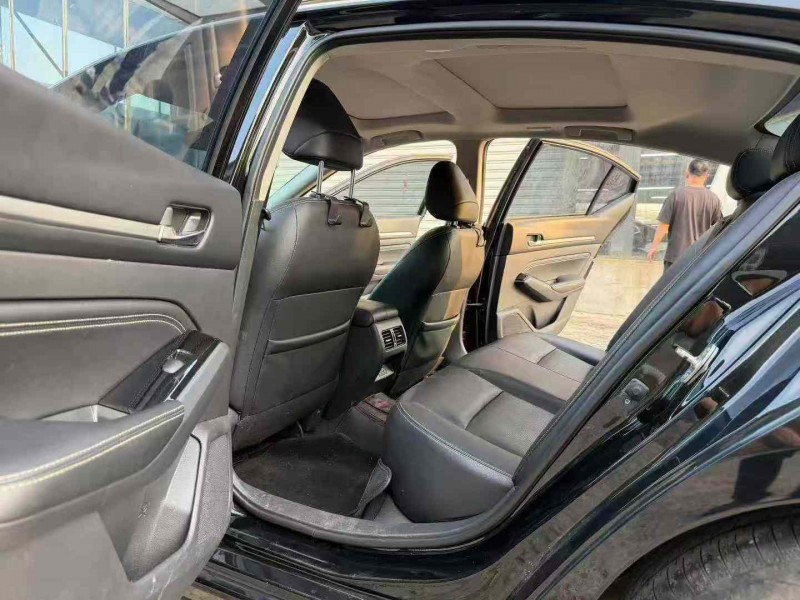 徐州22年日产天籁8