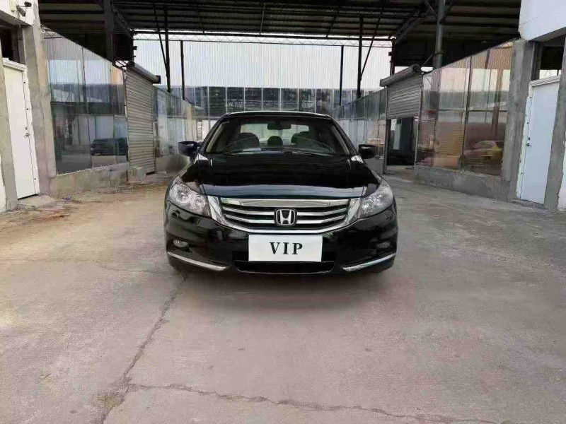 徐州13年本田雅阁1