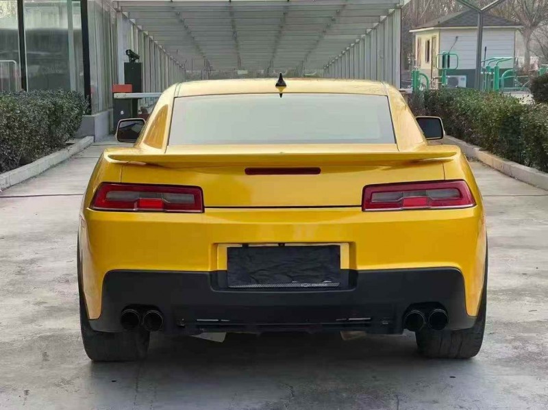 济宁16年雪佛兰科迈罗9