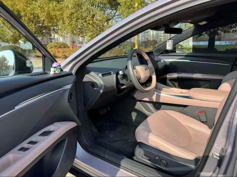 连云港25年小鹏汽车m034