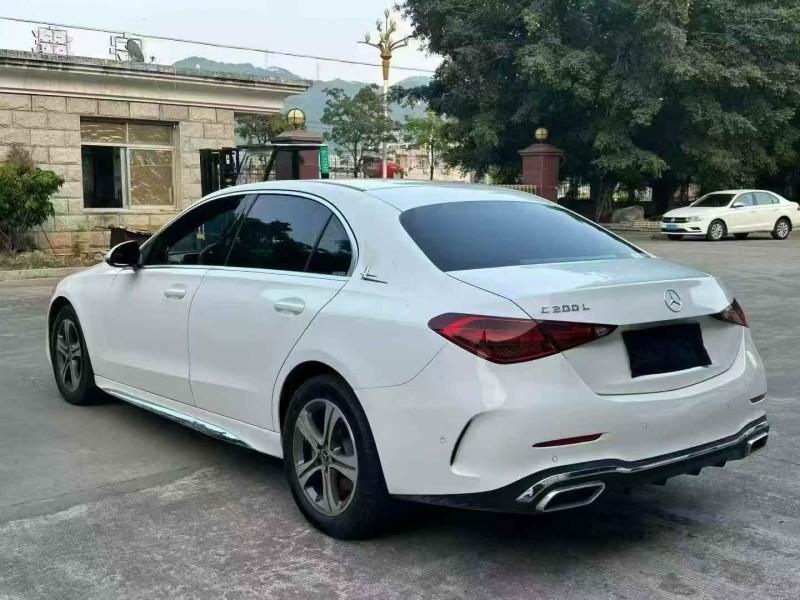 绍兴22年奔驰C7