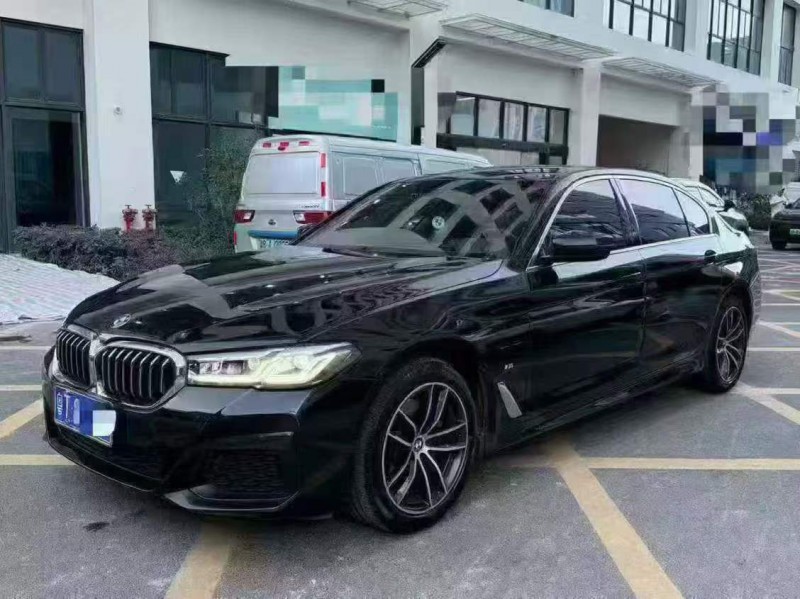 深圳22年宝马5系3