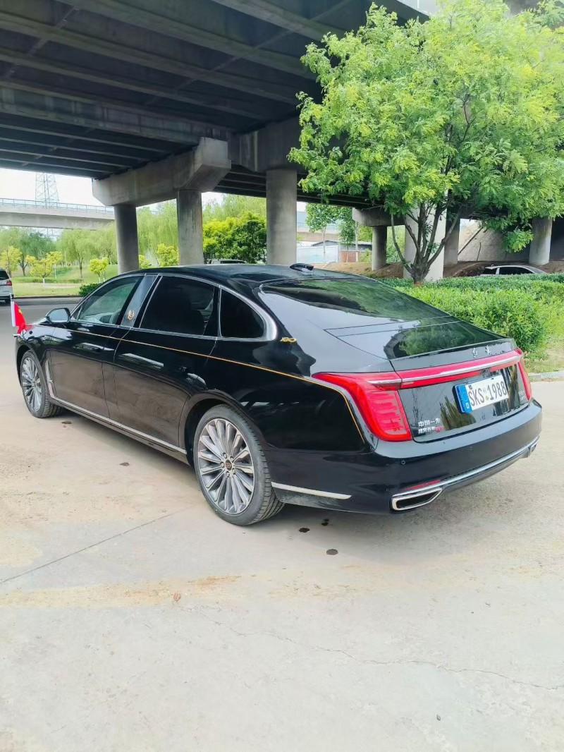 青岛22年红旗H97