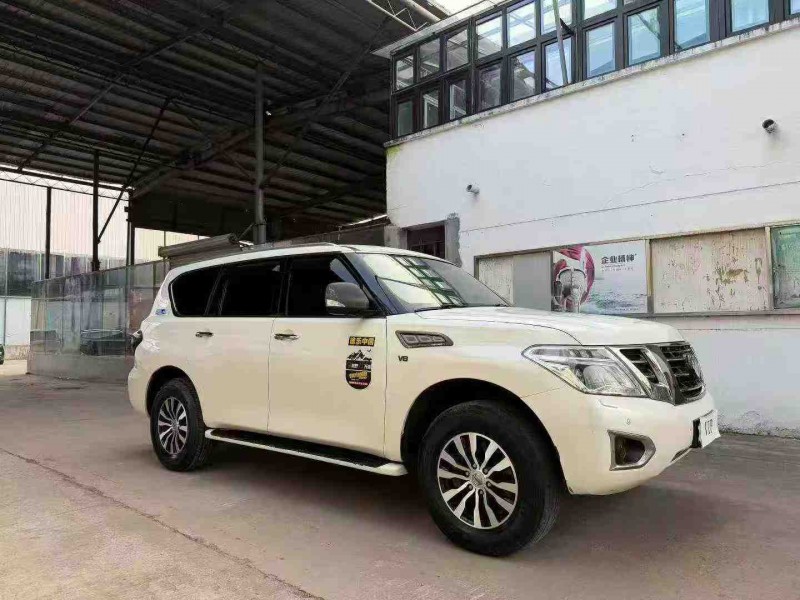 徐州19年日产途乐3