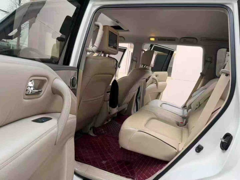 徐州19年日产途乐8