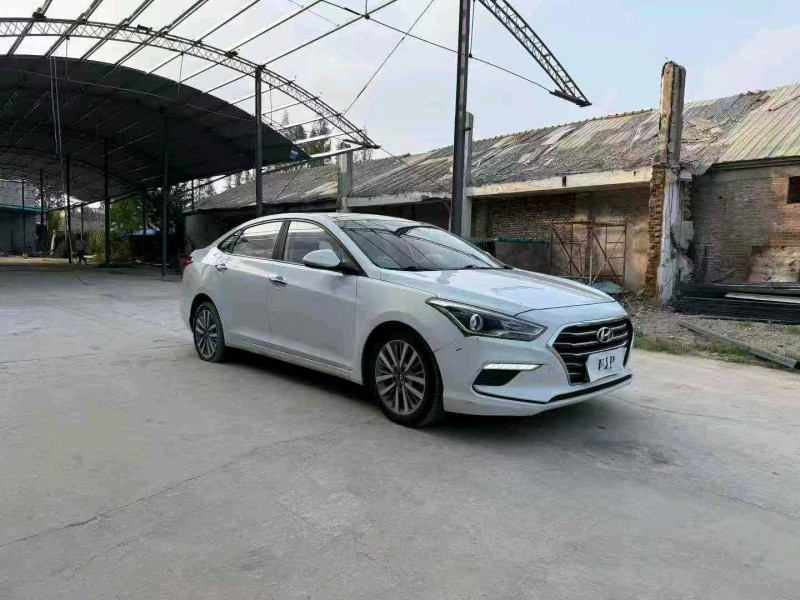 徐州17年现代名图3