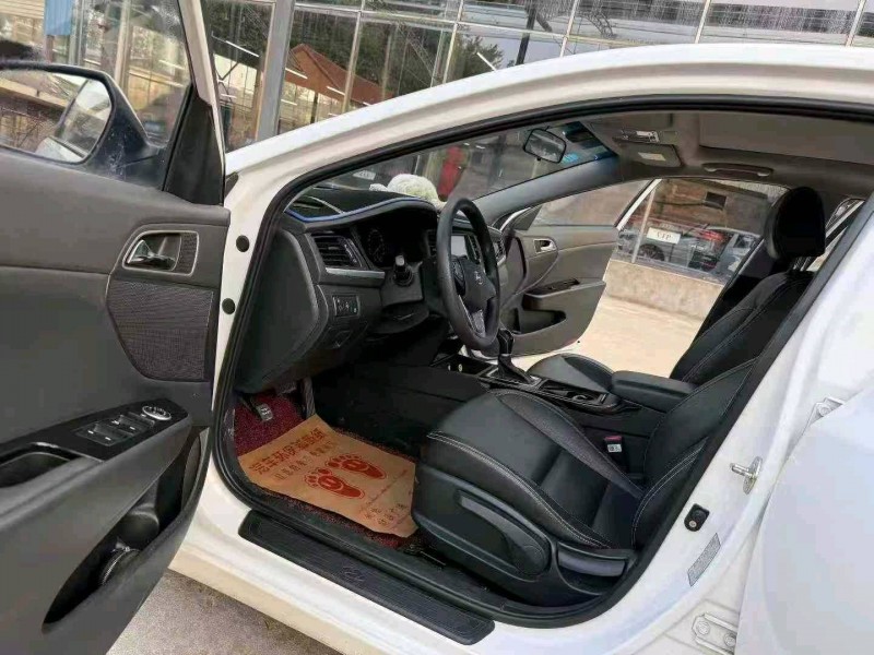 徐州17年现代名图4