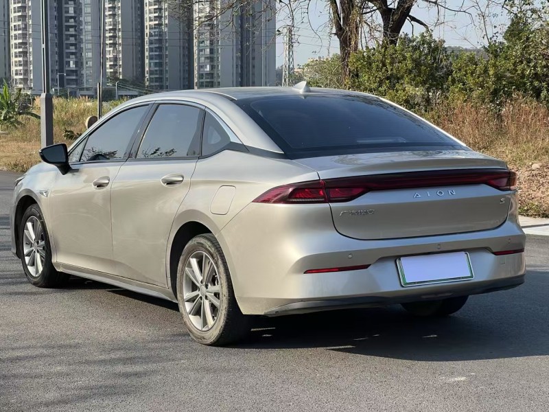 江门23年传祺埃安S7