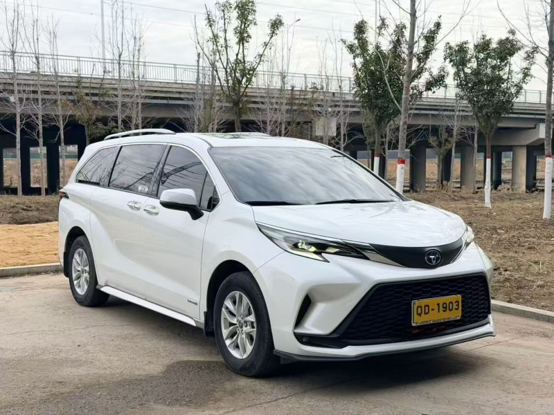 青岛24年丰田格瑞维亚3