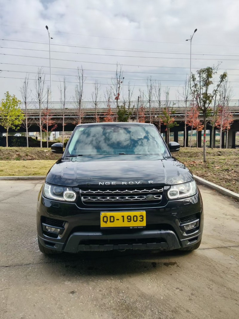 青岛17年路虎揽胜运动1