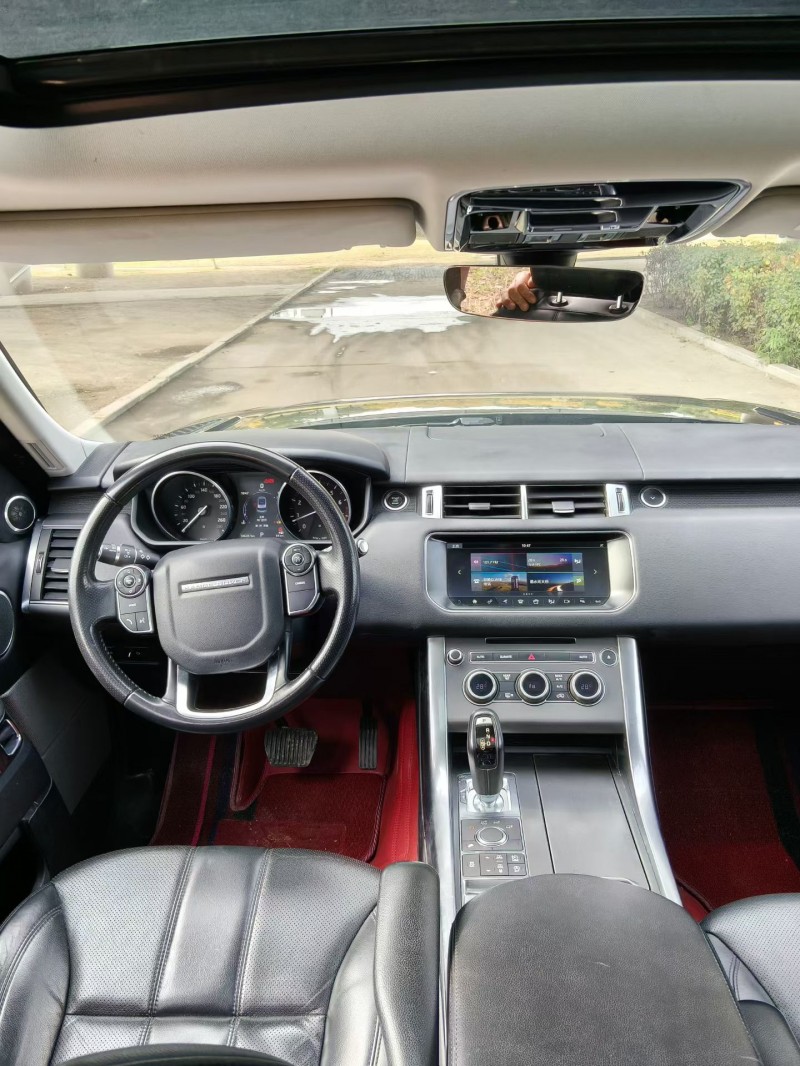 青岛17年路虎揽胜运动5