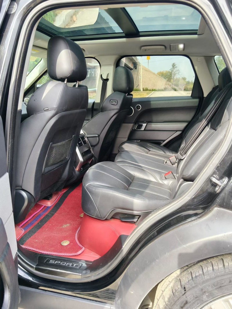 青岛17年路虎揽胜运动6