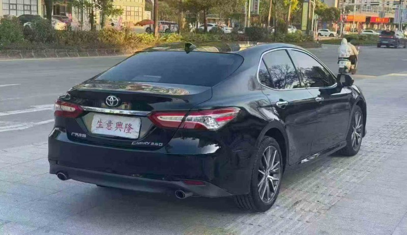 深圳22年丰田凯美瑞8