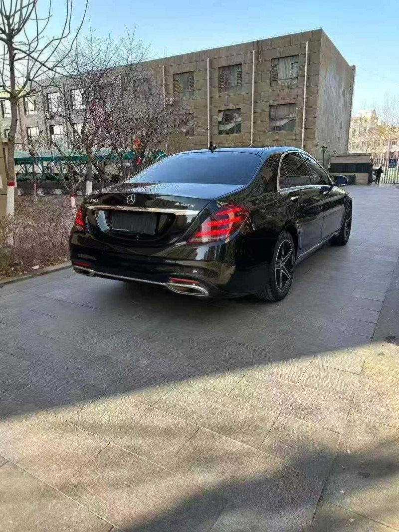 保定15年奔驰S8