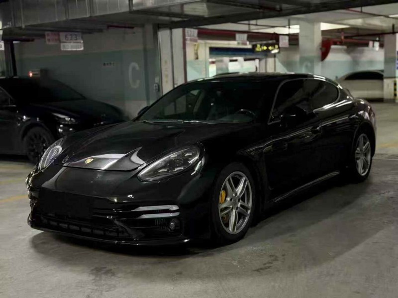 莆田15年保时捷帕拉梅拉2