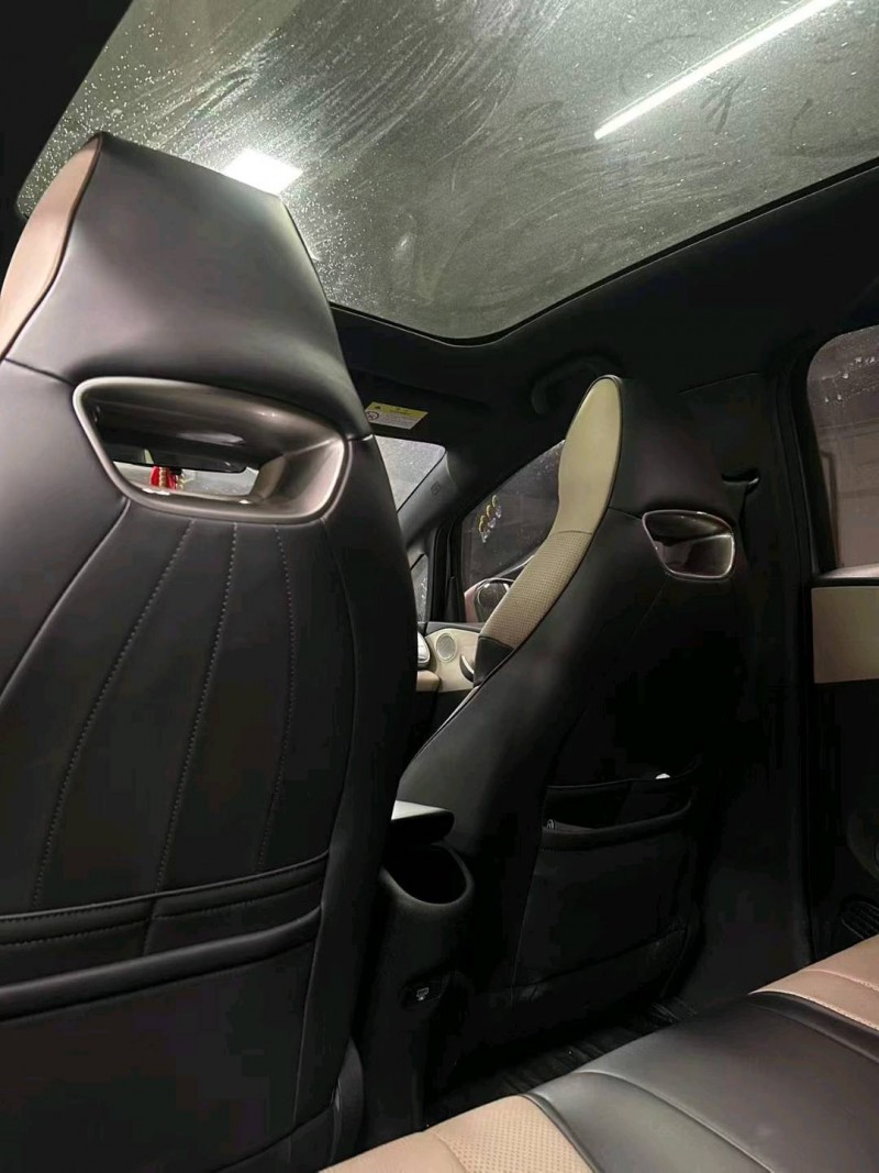 成都23年比亚迪海豚4