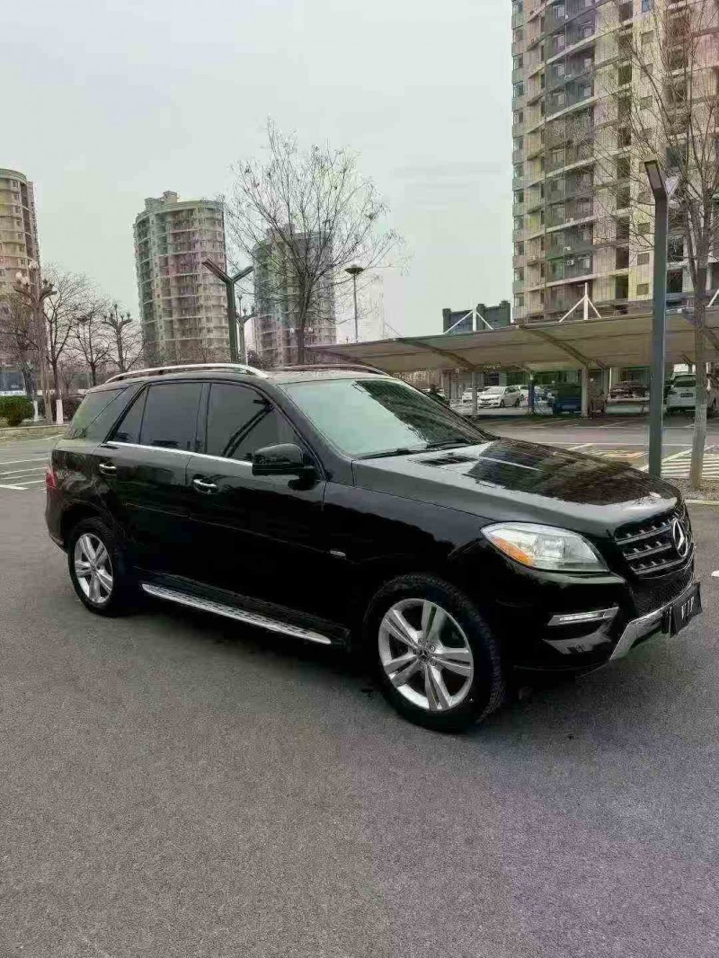 青島14年奔馳ML2
