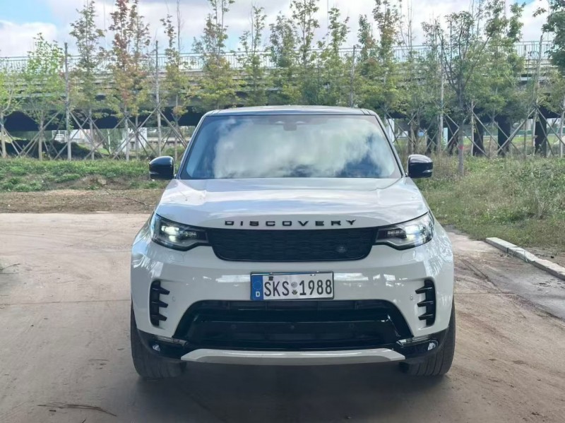 青岛21年路虎发现1