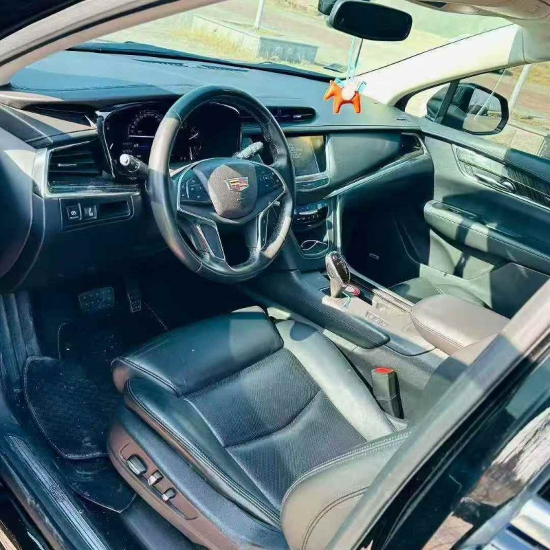 东营16年凯迪拉克XT53