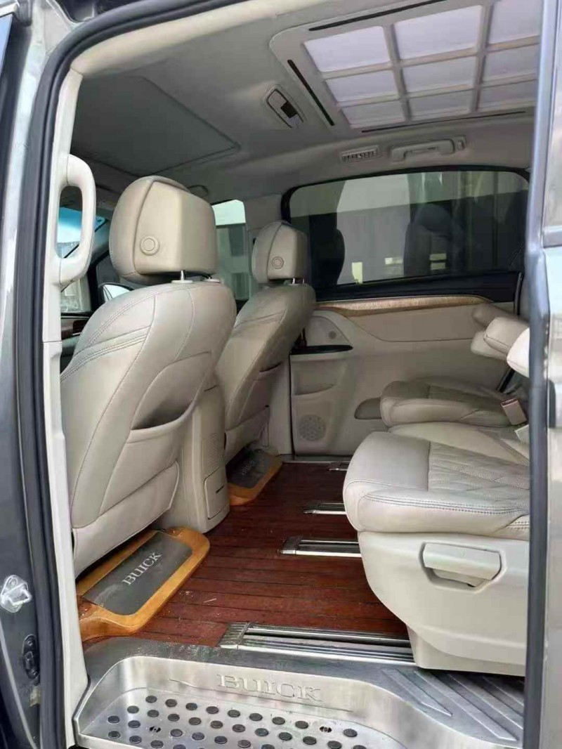 枣庄19年别克GL86