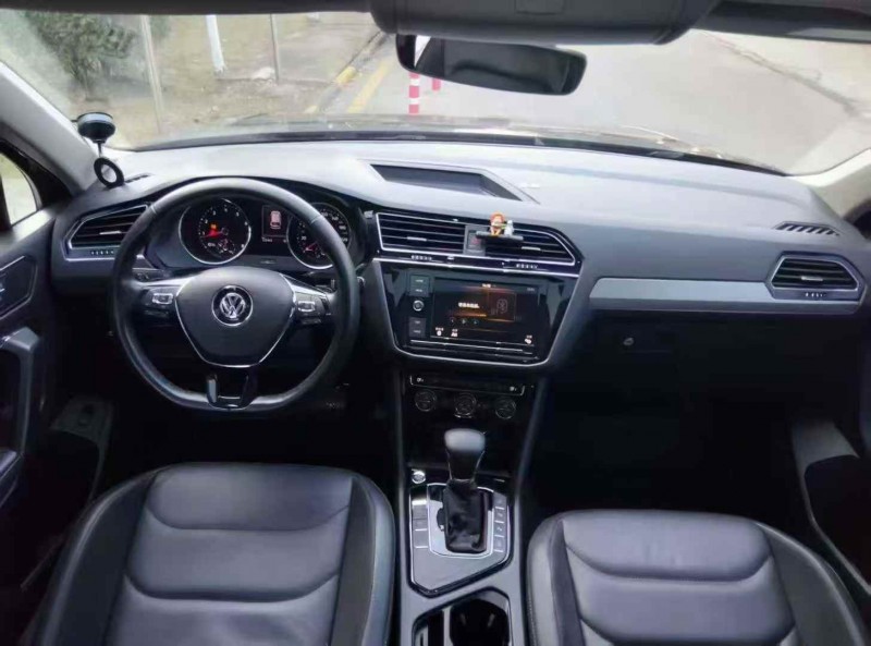 鄂州19年大众途观4