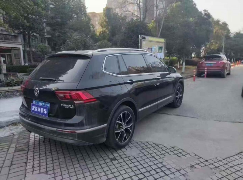 鄂州19年大众途观7