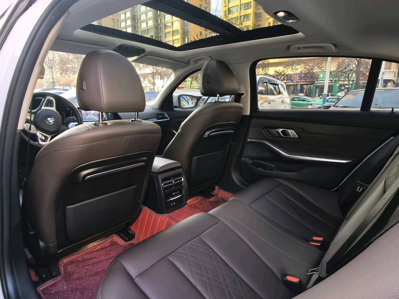 临夏22年宝马3系5