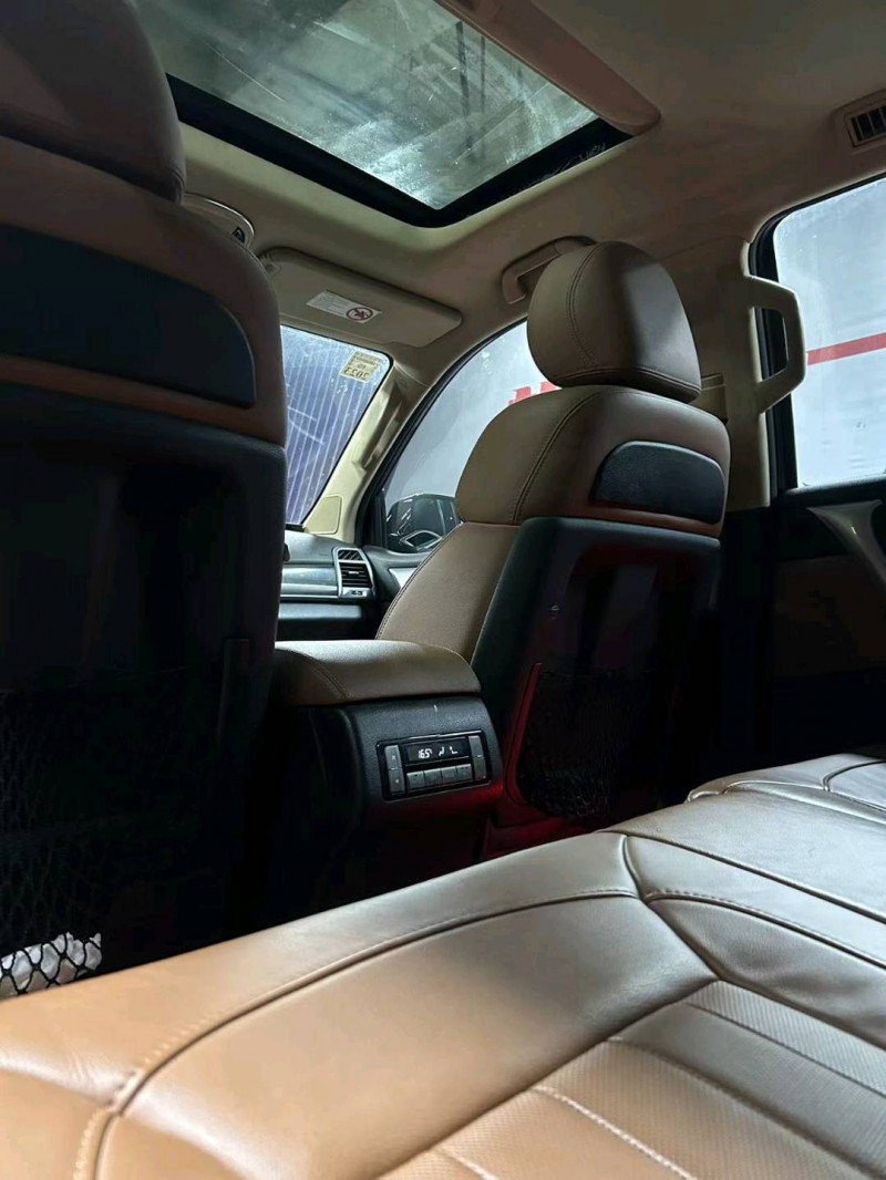 成都15年哈弗H97