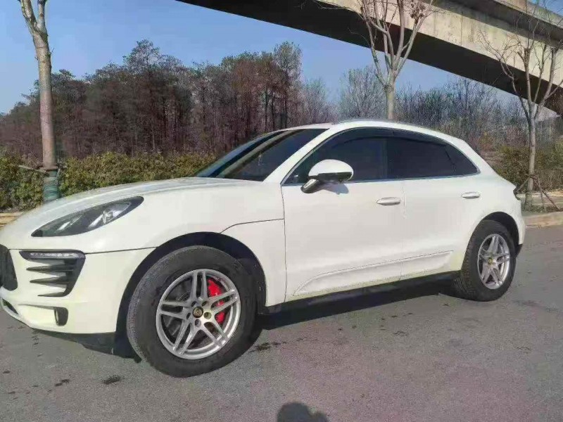 十堰16年保时捷Macan2