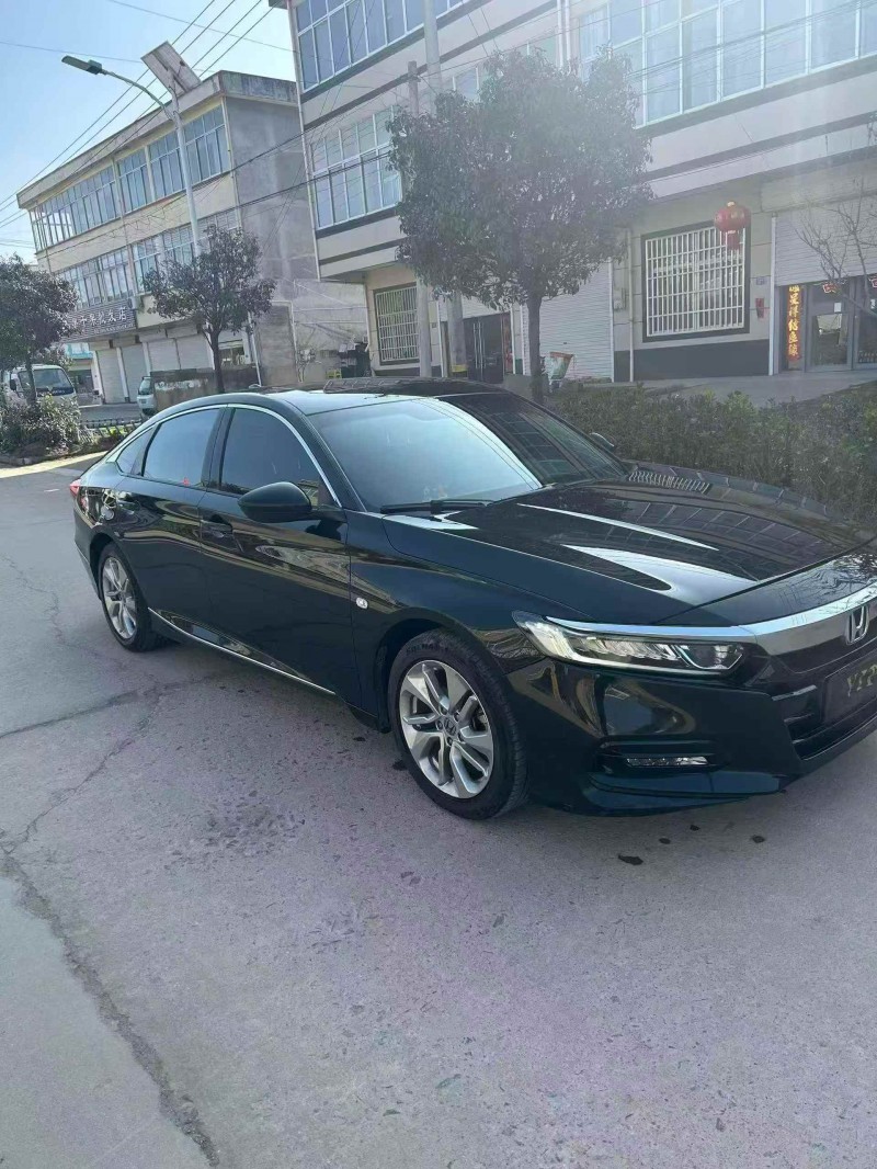 东营19年本田雅阁2
