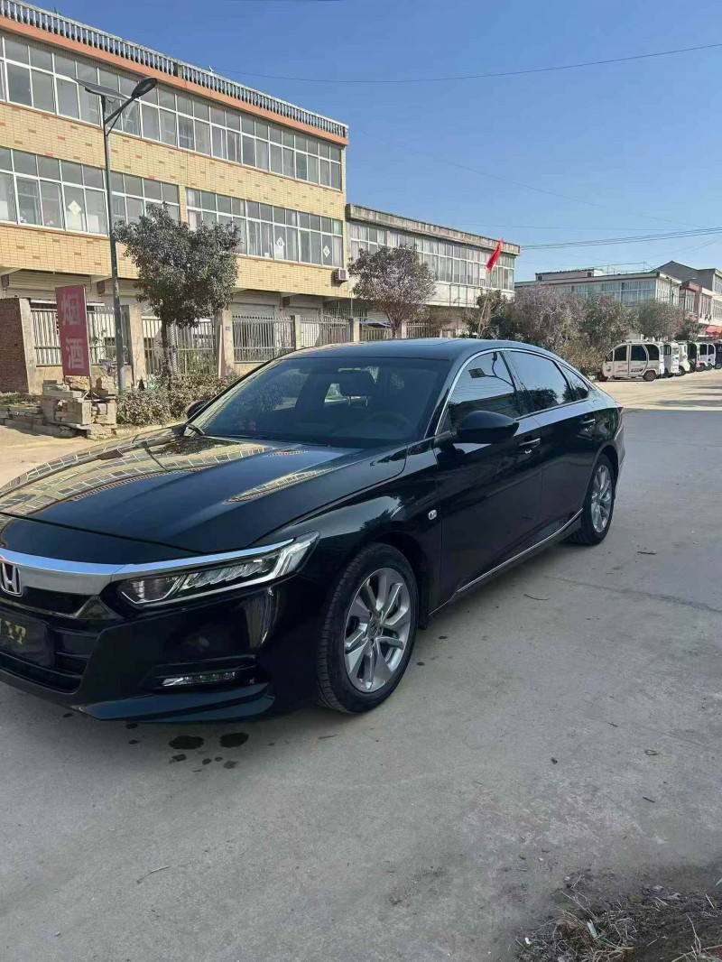 东营19年本田雅阁3