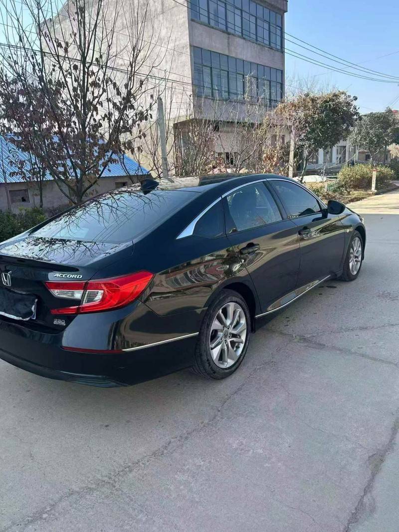 东营19年本田雅阁8