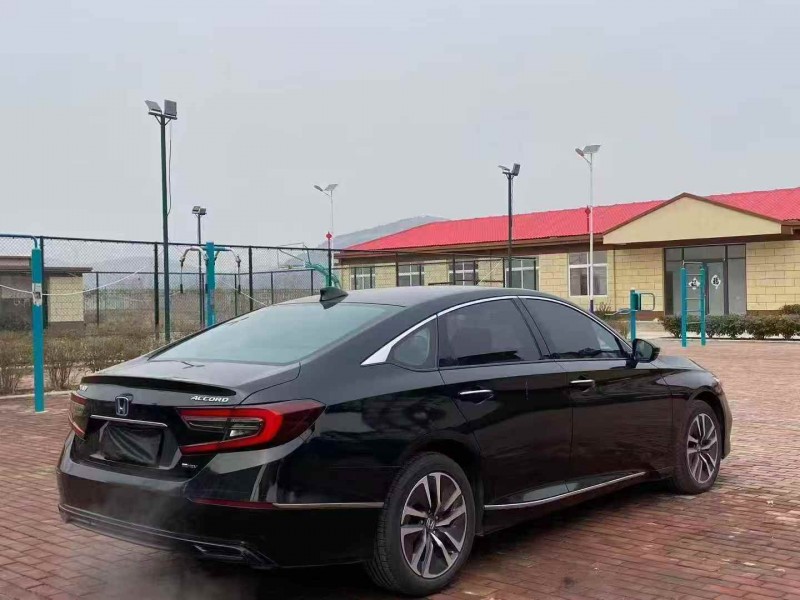 烟台23年本田雅阁7