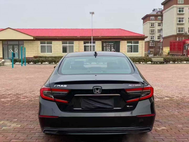 烟台23年本田雅阁9