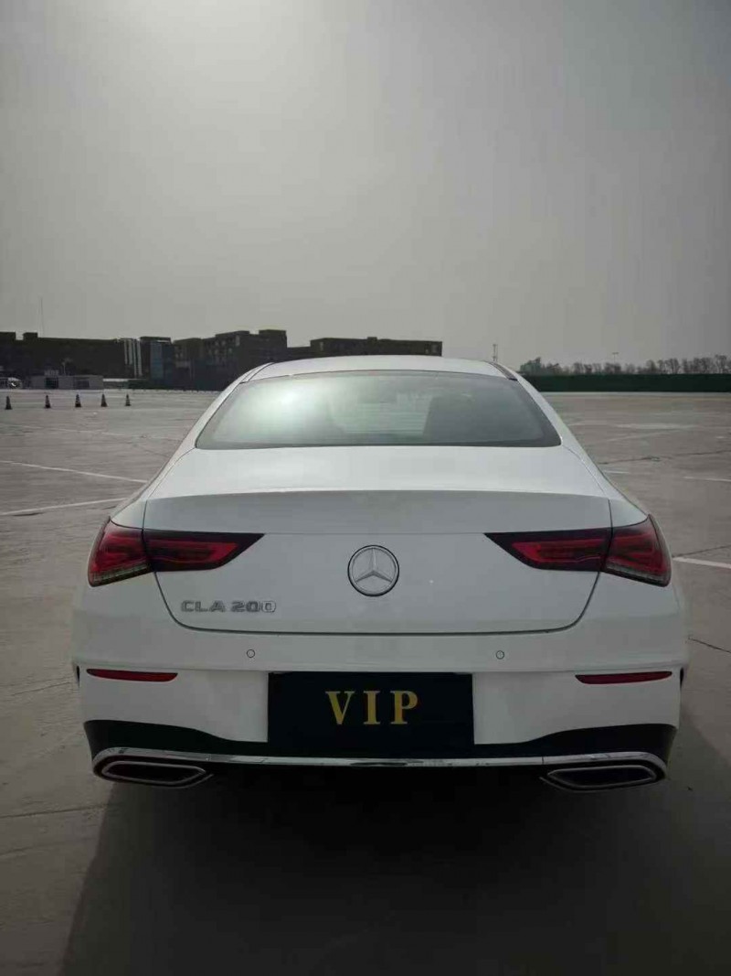 鄂州23年奔驰CLA8