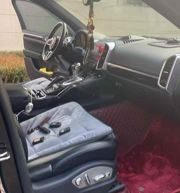 常州17年保时捷卡宴5