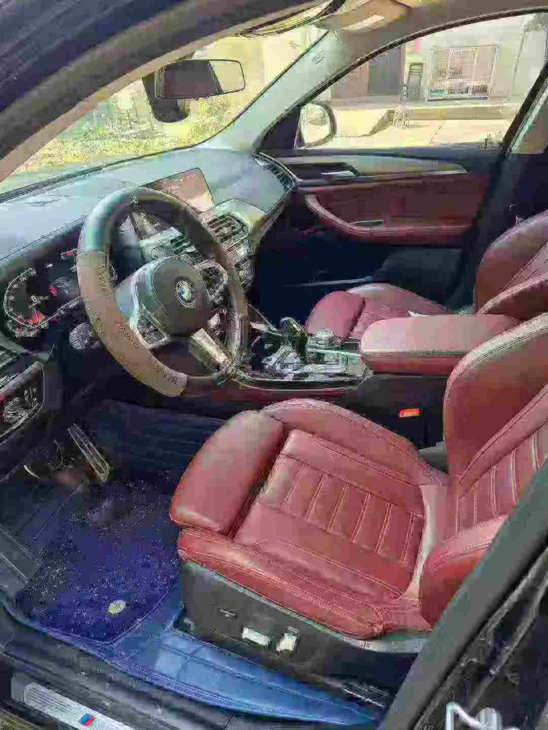 常州21年宝马X44