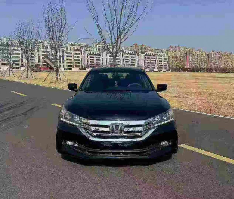 苏州16年本田雅阁1