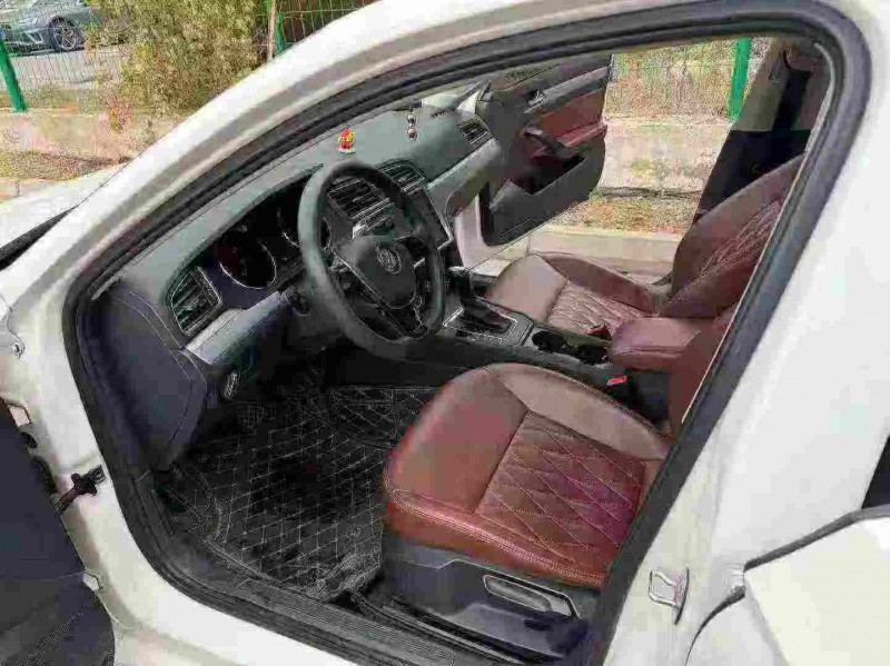 南通17年大众凌渡4