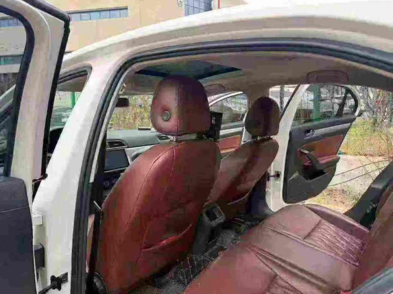 南通17年大众凌渡7